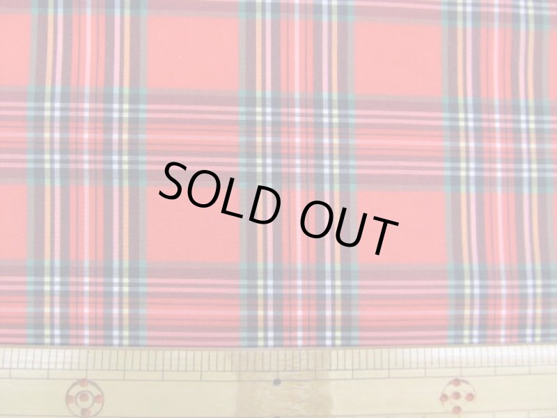 画像1: 撥水加工　ナイロンタフタ生地　タータン　チェック柄（赤系） (1)