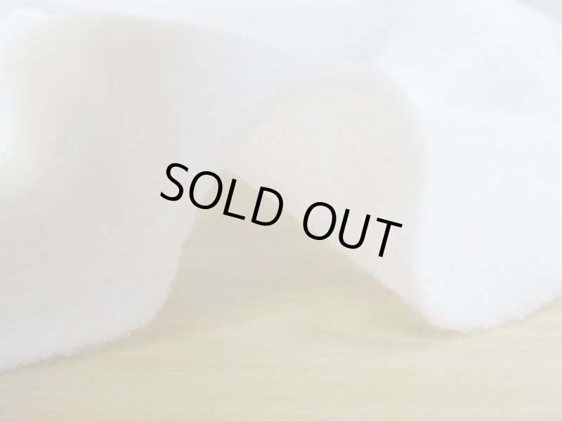 画像2: 96cm巾 片面接着 ドミット芯 キルト（白）２ｍｍ厚 　はぎれ４０ｃｍ (2)