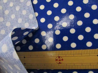 画像2: 定番　7ｍｍドット柄（紺色） 　ラミネート　はぎれ３０ｃｍ↑
