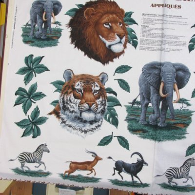 画像1: 【訳あり】値下げしました。WILDLIFE SAFARI APPLIQUE'S　サファリ　パネル