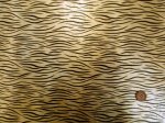 画像2: 合皮　ソフトレザー　タイガー柄　約１05ｃｍ幅×長さ約50cm　カットはぎれ (2)