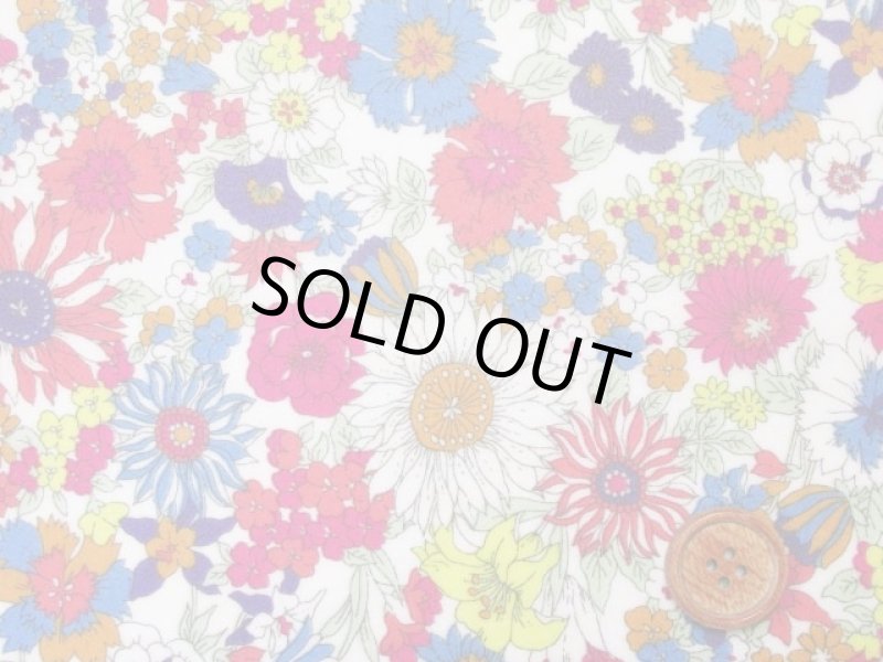 画像2: リバティー風　レトロコレクション　デザインフラワー柄　60ローン生地　ラミネート　つや消し (2)