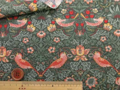 画像2: 大人気生地の小柄バージョン!!　moda　USAコットン　Morris Collection　いちご泥棒　シーチング生地