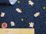 画像4: 〜ゆるかわ和柄〜 まったりまねきねこ・鈴・唐草模様 シーチング生地 (濃紺) (4)
