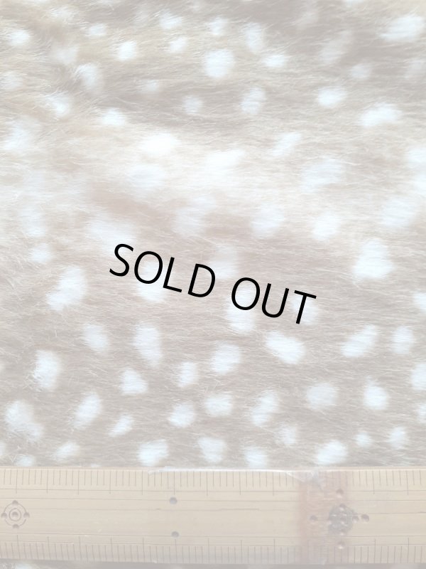 画像1: (5)日本製 フェイクファー バンビ柄はぎれ35cm The Bambi design made in Japan (1)