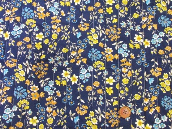 レトロクラシックフラワーズ 花柄 シーチング生地 ストライプステッチ