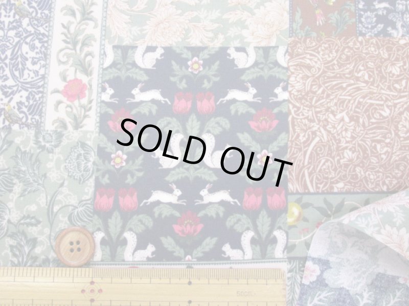 画像3: アニマルフォレスト　スクエア柄　シーチング生地　ラミネートはぎれ４０ｃｍ↑(ネイビー) (3)