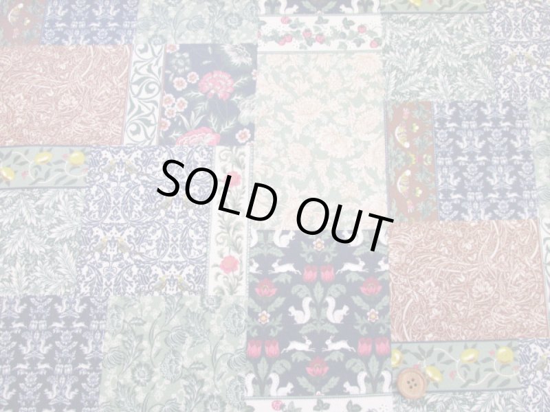 画像2: アニマルフォレスト　スクエア柄　シーチング生地　ラミネートはぎれ４０ｃｍ↑(ネイビー) (2)