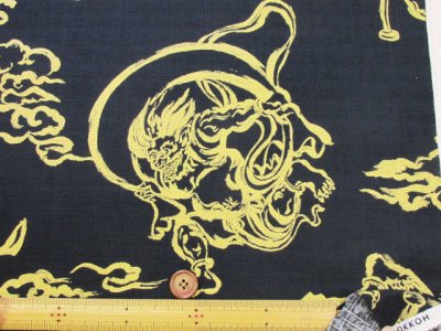 画像2: 和柄　風神雷神　金彩プリント　ドビー生地