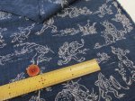 画像2: 和柄 鳥獣戯画 むら糸 藍染調 プリント モーリークロス生地 (2)