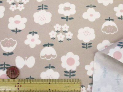 画像2: ポップガーデン ちょうちょう お花 フラワー・花柄　オックス生地　ラミネート　つや消し