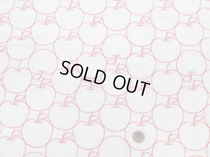 画像4: 毎年完売の人気生地!!　刺繍幅約96cm　アップル・りんご・林檎・リンゴ柄　シーチング生地 (4)