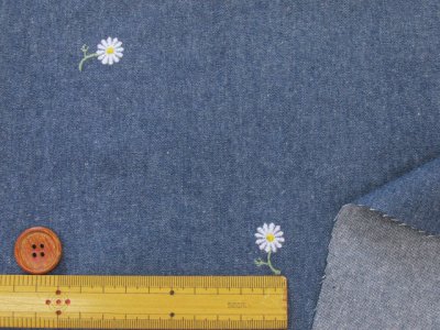 画像1: マーガレット刺繍　5オンス デニム生地　衣料からバッグ小物まで幅広く適用!!