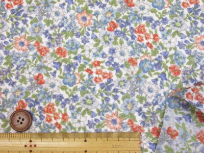 画像1: リバティー調 エンジェルガーデン フラワー・花柄 60ローン生地 ラミネートはぎれ60cm↑(オフ×ブルー系b)