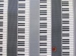 画像3: ピアノ鍵盤　ピアノ・鍵盤・音楽柄　シーチング生地　ラミネート　つや消し (3)