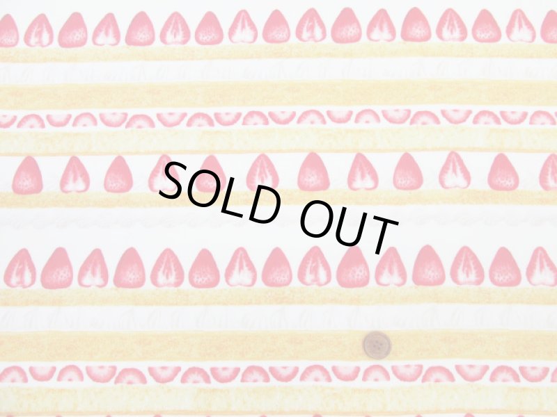 画像3: ショートケーキ イチゴ・ケーキ・苺柄 オックス生地 (オフホワイト) ラミネート つや消し (3)