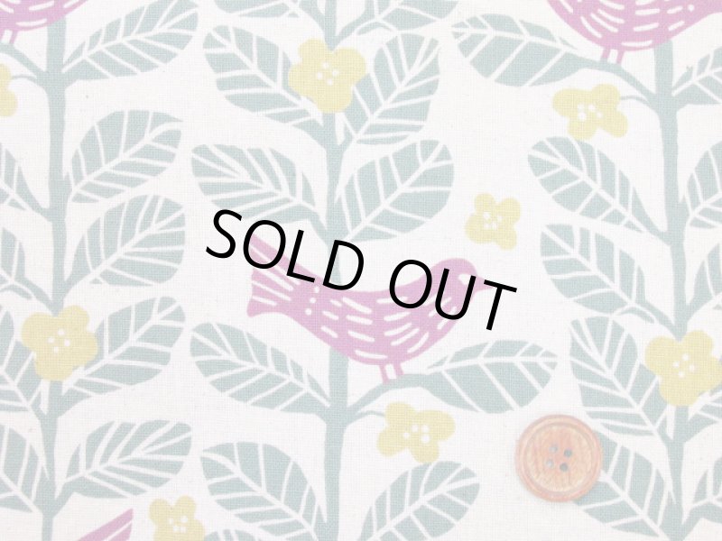 画像2: 北欧風　カスビィバード　鳥・花柄　コットンリネンキャンバス生地 (2)