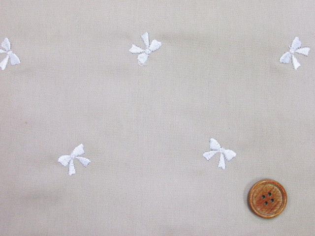 可愛い 刺繍生地 リボン柄 ソフトブロード生地