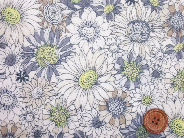 リバティー風 アトラクティブフラワー 花柄 シーチング生地