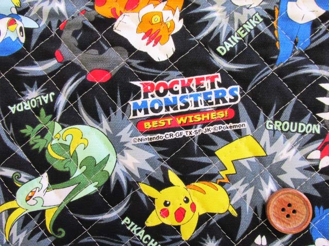 ポケットモンスター ベストウィッシュ柄 ブラック オックス生地 半針キルト はぎれ６５ｃｍ