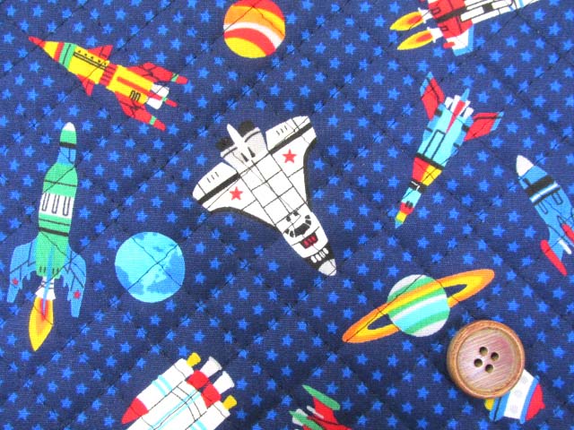宇宙・ロケット・スペースシャトル柄　オックス生地（紺）全針キルト